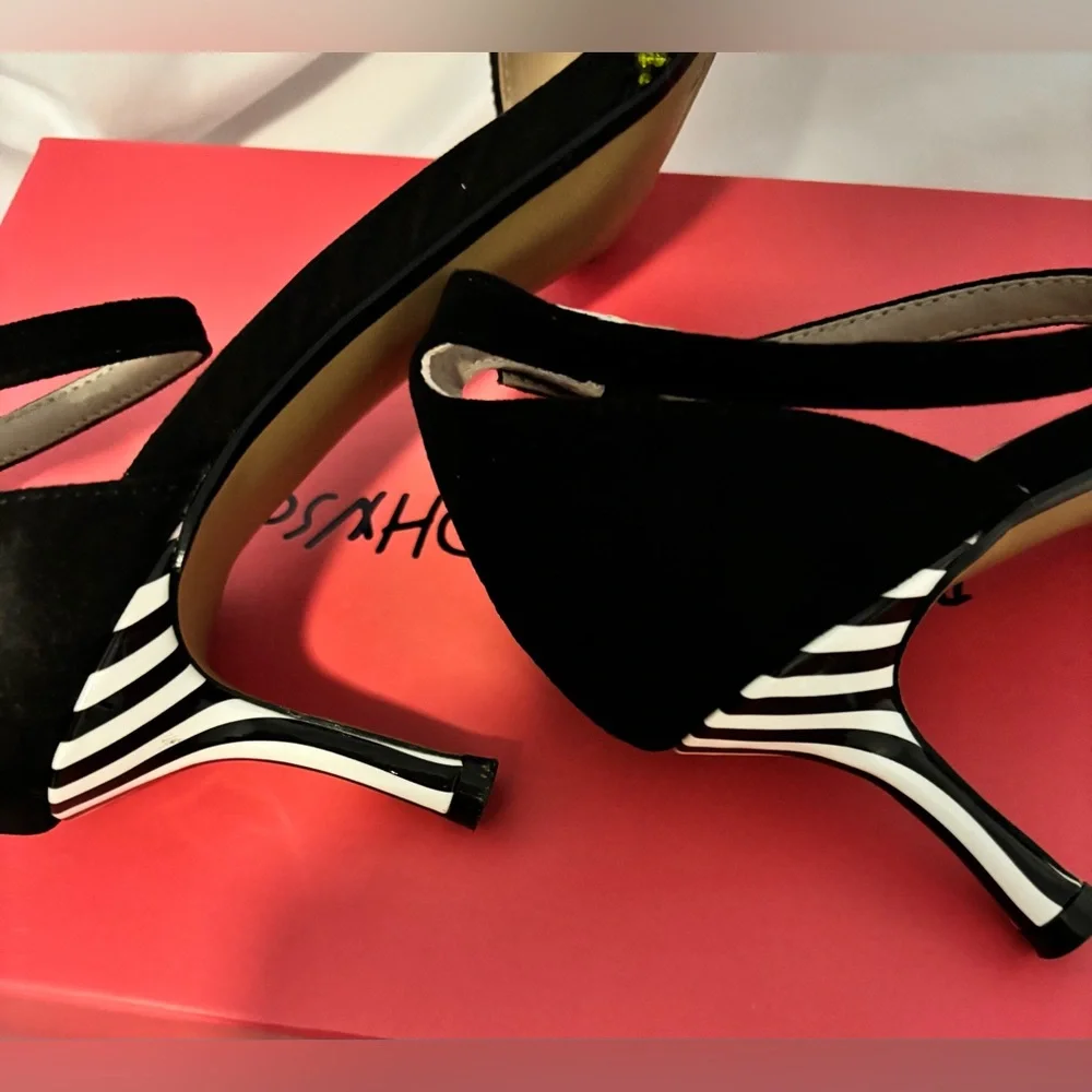 Betsey Johnson Watermelon Rhinestone Heels – Black Multi – Size 10 - Picture 4 of 8